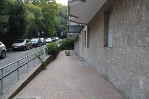 Gallery image of Green Quercia Apartment in Como