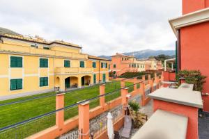 En generel udsigt til bjerge eller udsigt til bjerge taget fra lejligheden