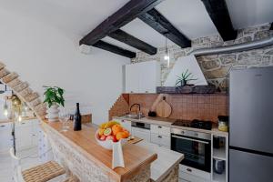 Gallery image of Modern Fisherman's Stone House Brna in Smokvica +46 photos