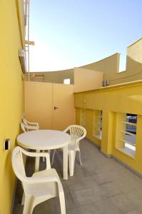 En balkong eller terrasse på Hotel Apartamentos Aralso Sotillo
