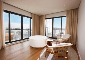 Uma área de estar em Montebelo Viseu Congress Hotel & Spa