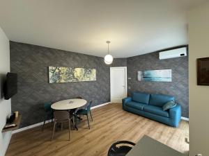A seating area at Vista Mare Apartment