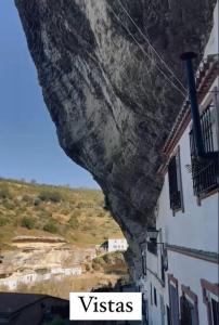 Nespecifikovaný výhled na hory nebo výhled na hory při pohledu z apartmánu + 3 fotografie