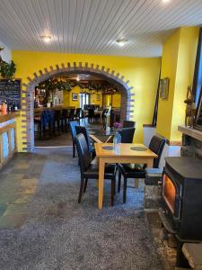 Restaurace v ubytování Kingarth Hotel