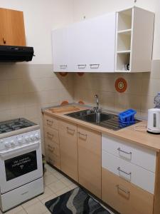 Küche/Küchenzeile in der Unterkunft Holiday Home Recanati