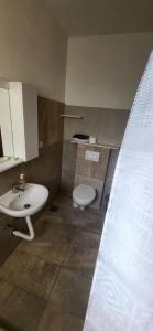 Ένα μπάνιο στο Studio apartman sa pogledom na more +47 φωτογραφίες