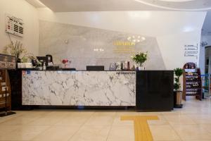 Vstupní hala nebo recepce v ubytování Hotel Pharos + 37 fotografií