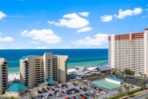 A general sea view or a sea view taken from the holiday home