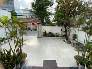 Zahrada ubytování Nhat Hoang Hotel