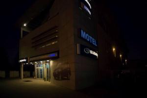 Budova, v ktorej sa motel nachádza