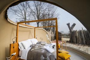 Postel nebo postele na pokoji v ubytování Bubble Room Suite Experience - Bolla Savio Ravenna