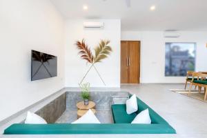 Μια τηλεόραση ή/και κέντρο ψυχαγωγίας στο Villa Kulibul by GORO