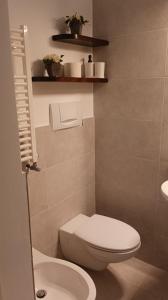 A bathroom at CASA CRISTINA Monopoli