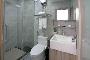Koupelna v ubytování M9 Kirirom Hotel
