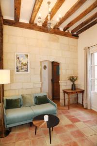 Χώρος καθιστικού στο Maison Emily in Senlis by La Boîte En Plus +14 φωτογραφίες