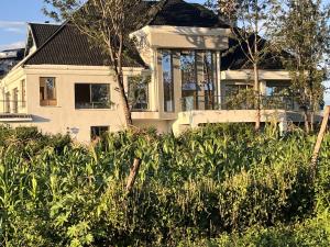 Zahrada ubytování Runda Serene Accomodation + 14 fotografií