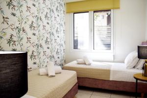 Katil atau katil-katil dalam bilik di NAMA -Central vacation rental with free parking only 900m far from Venetian Port and beach!