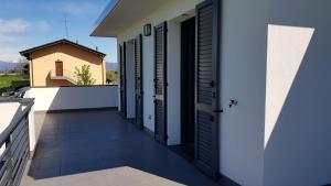 Balcone o terrazza di Black and White B&B Urgnano