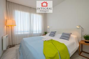 Posteľ alebo postele v izbe v ubytovaní Sul Mare Apartament Palamós