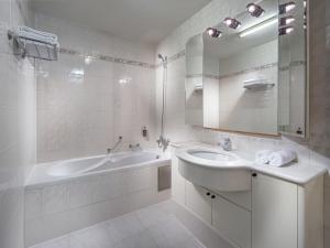 Vannituba majutusasutuses Hotel Cernigov