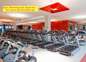 Fitness centrum a/nebo fitness zařízení v ubytování Corso Como - New Building Apartment