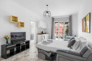 Μια τηλεόραση ή/και κέντρο ψυχαγωγίας στο Pangea Luxury Apartments
