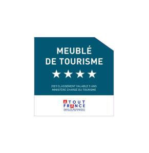 a label for a module be yourself with stars at Gîte de Mam's - Voie verte in Bazeilles