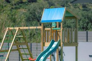 Zona de joacă pentru copii de la Del Sur Luxury Villa, Absolute Privacy & Comfort, By ThinkVilla