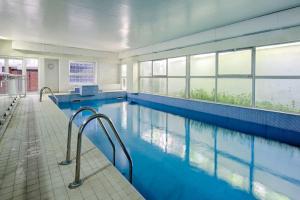 Galeriebild der Unterkunft Warm apartment for 4p in the 15th - Balcony in Paris