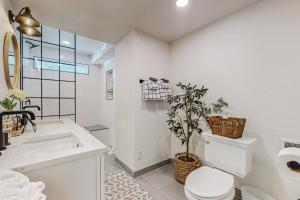Bilik mandi di Erikson Beach House +17 gambar