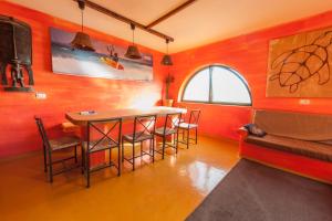 Istumisnurk majutusasutuses Surfactivity Guest House