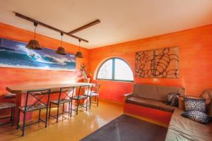 Istumisnurk majutusasutuses Surfactivity Guest House