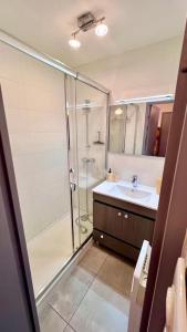 Koupelna v ubytování Studio en bord de mer