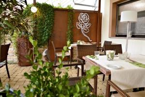 Fotografie z fotogalerie ubytování Rosenhotel Scherer v destinaci Schiffweiler