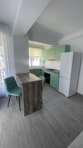 Η κουζίνα ή μικρή κουζίνα στο Marisah Residence #5