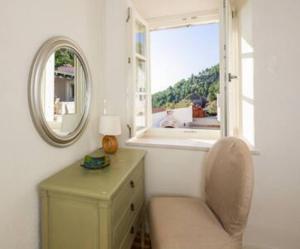 Fotografie z fotogalerie ubytování Old Tree Villa v destinaci Zavala