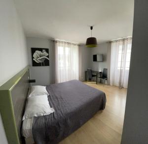 Gallery image of Hotel Mendy in Saint-Jean-le-Vieux