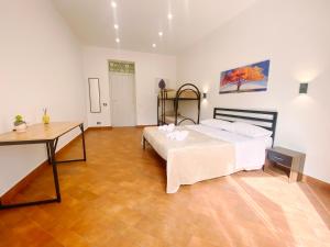 A bed or beds in a room at Aliva apartment LT