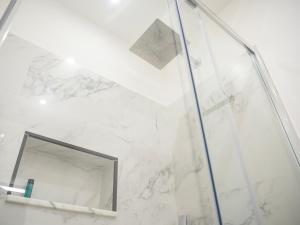 A bathroom at Aliva apartment LT