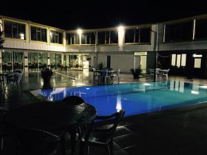 Bazén v ubytování HD Miray Otel nebo v jeho okolí