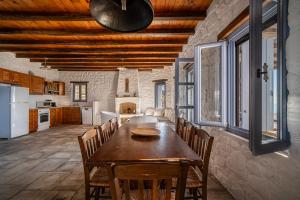 Køkken eller tekøkken på Diasella villas