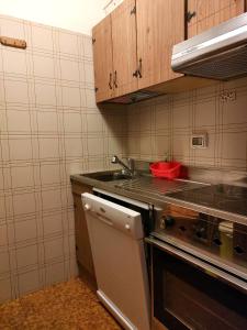 Kuchyň nebo kuchyňský kout v ubytování Casa Righini