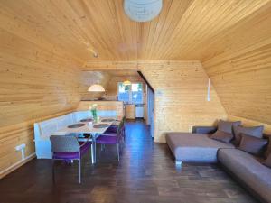 Φωτογραφία από το άλμπουμ του Długie Lake House σε Długie