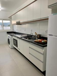 Dapur atau dapur kecil di Pousada Maratá