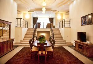 Foto Jerevanis asuva majutusasutuse Multi Grand Pharaon Hotel galeriist