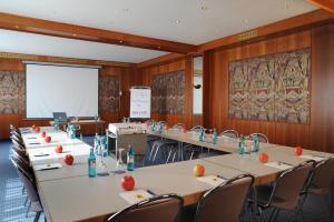 The business area and/or conference room at Parkhotel Bad Homburg