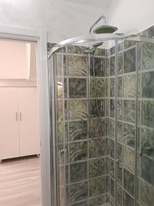 Ένα μπάνιο στο Real +36 φωτογραφίες