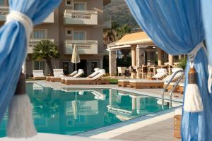 Πισίνα στο ή κοντά στο Socrates Hotel Malia Beach
