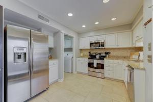 Billede fra billedgalleriet på Trendy Columbia Townhome i Columbia