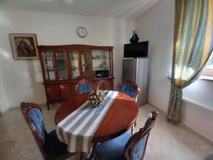 Televízia a/alebo spoločenská miestnosť v ubytovaní la casa di sotto